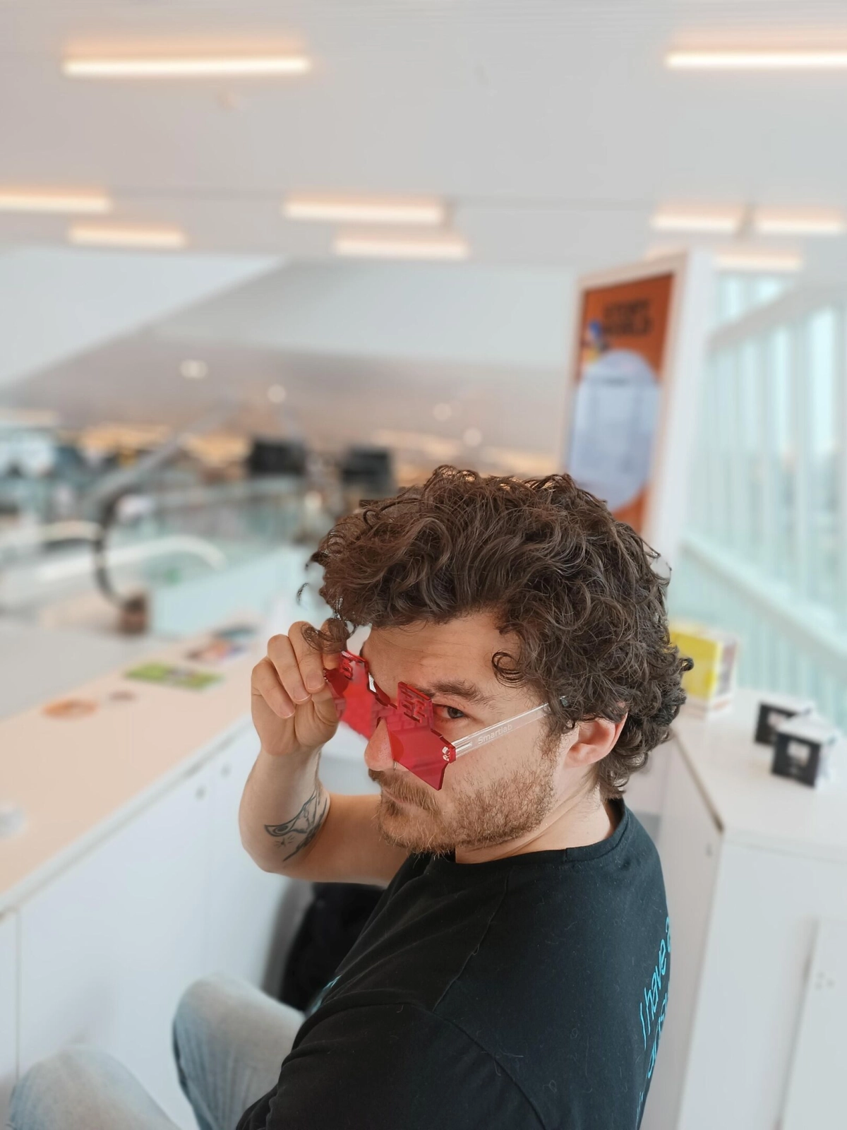 Maak je eigen zonnebril (8+)